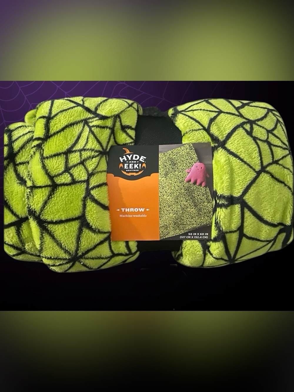 Not for Sale” (No disponible).

Hyde & EEK! Neon Green Spiderweb P
